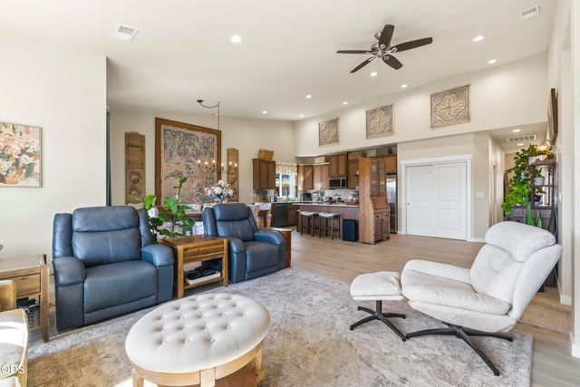 1681 Thomas Road, Medford, OR 97501