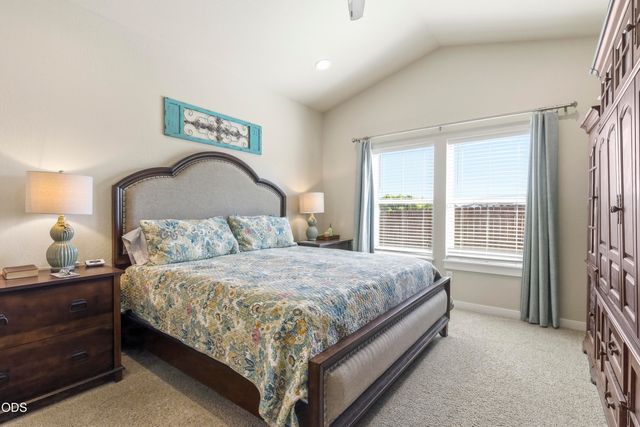 1681 Thomas Road, Medford, OR 97501