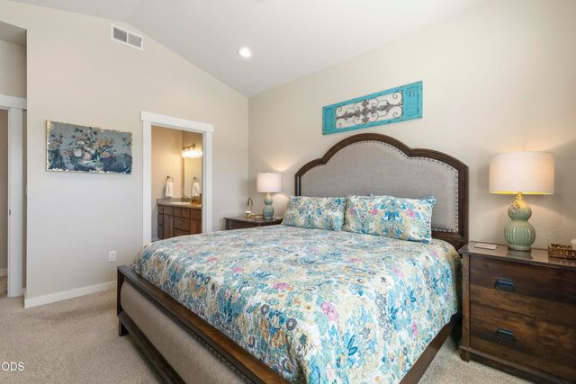 1681 Thomas Road, Medford, OR 97501
