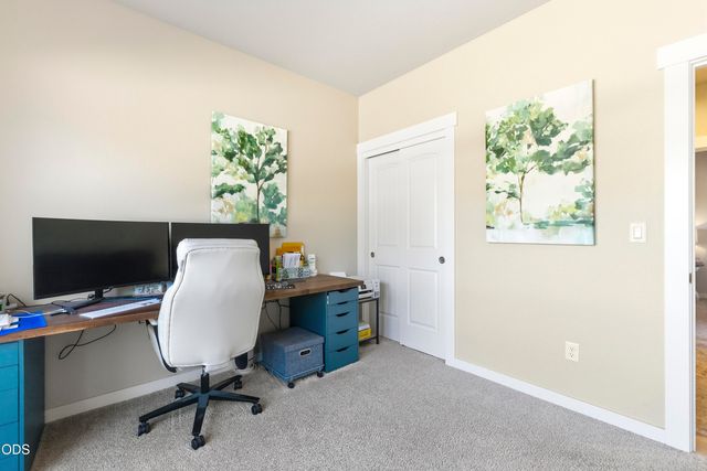 1681 Thomas Road, Medford, OR 97501