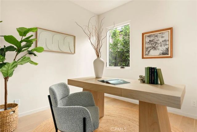 4935 Agnes Avenue, Valley Village, CA 91607