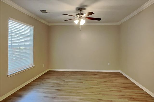 2510 Foxden Drive, Pearland, TX 77584