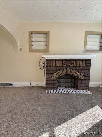 5 Humphrey Road Upper, Buffalo, NY 14207