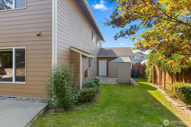 801 Darwins Way, Granite Falls, WA 98252