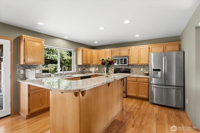 801 Darwins Way, Granite Falls, WA 98252