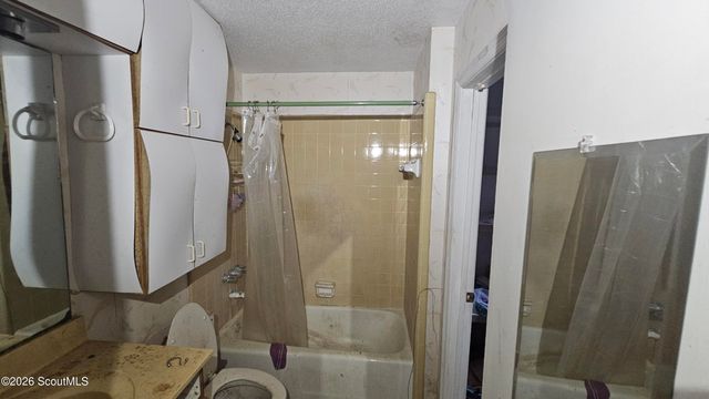 77 Hornet Drive, Brunswick, GA 31525