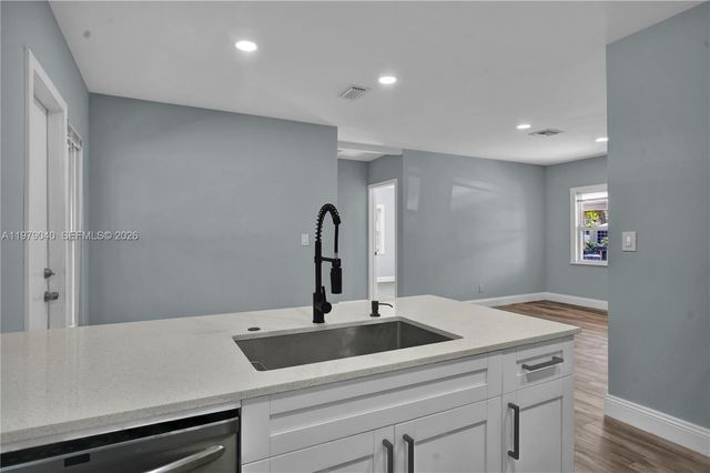 607 SW 9th St, Fort Lauderdale, FL 33315