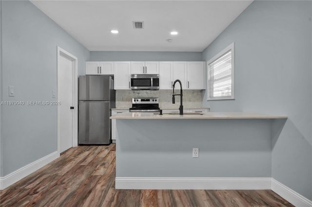 607 SW 9th St, Fort Lauderdale, FL 33315