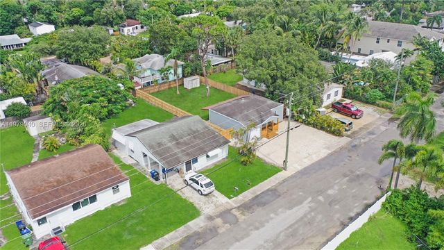 607 SW 9th St, Fort Lauderdale, FL 33315