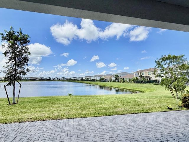 14939 Goldspar Court 14939, Westlake, FL 33470
