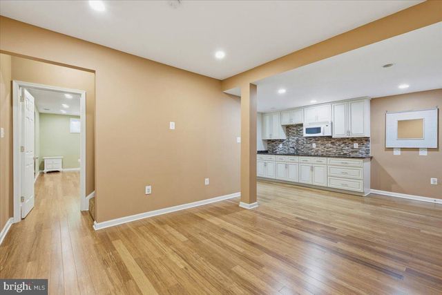 5803 HALL ST, Burke, VA 22015