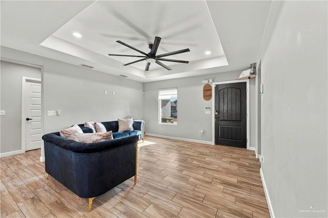 610 S Resplandor Street, Mission, TX 78572