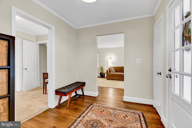 6020 BROAD ST, Bethesda, MD 20816