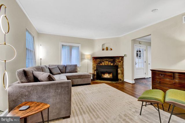 6020 BROAD ST, Bethesda, MD 20816
