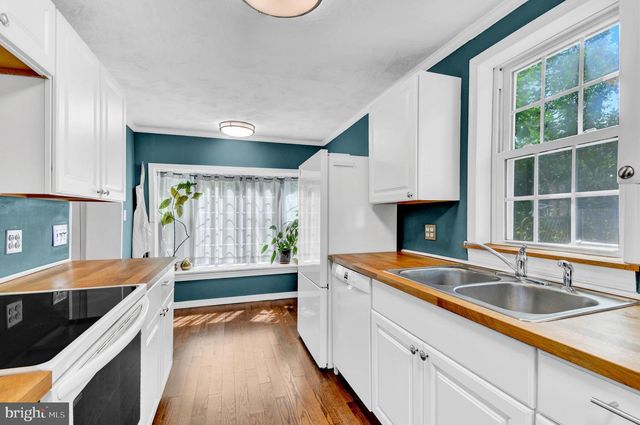 6020 BROAD ST, Bethesda, MD 20816
