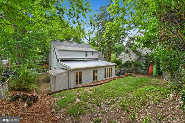 6020 BROAD ST, Bethesda, MD 20816