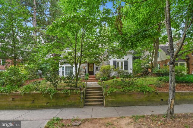 6020 BROAD ST, Bethesda, MD 20816