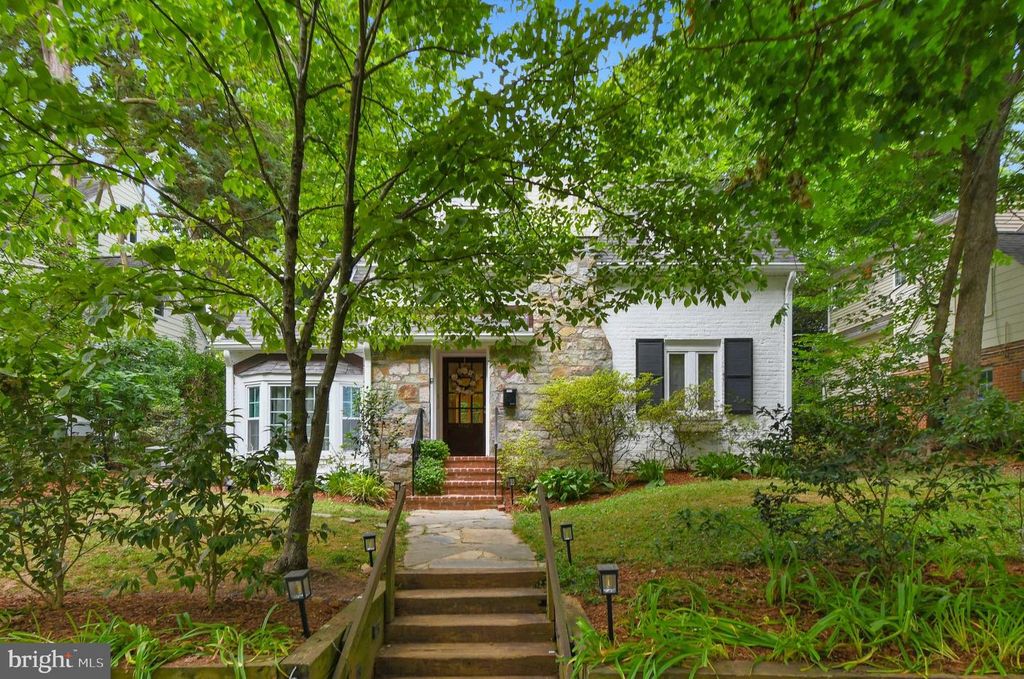 6020 BROAD ST, Bethesda, MD 20816