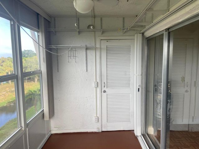 725 Lori Drive 406, Palm Springs, FL 33461