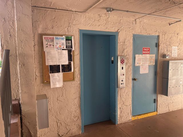 725 Lori Drive 406, Palm Springs, FL 33461