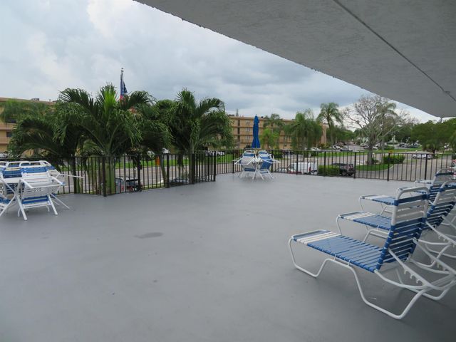 9233 SW 8th Street 117, Boca Raton, FL 33428