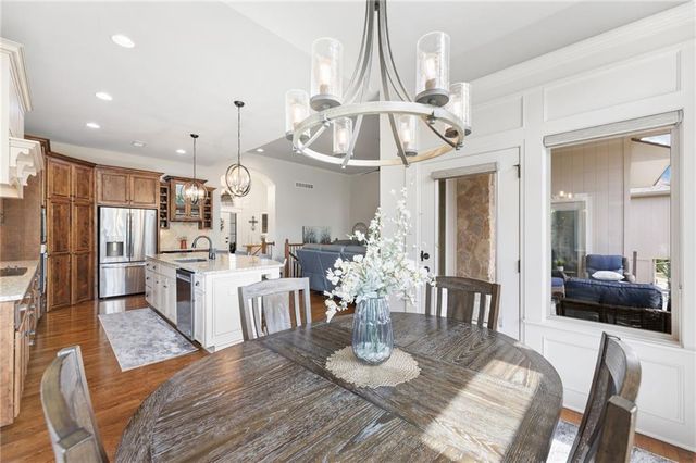 24847 W 98th Street, Lenexa, KS 66227