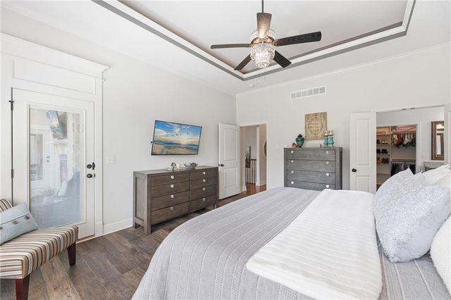 24847 W 98th Street, Lenexa, KS 66227