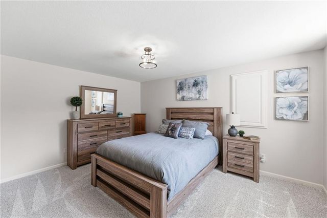 24847 W 98th Street, Lenexa, KS 66227