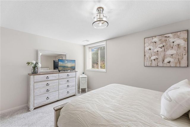 24847 W 98th Street, Lenexa, KS 66227