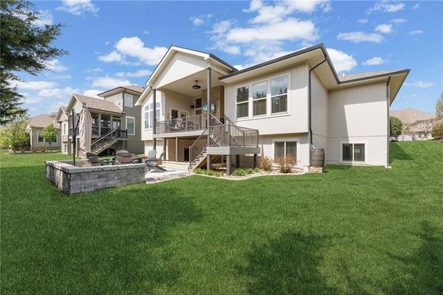 24847 W 98th Street, Lenexa, KS 66227