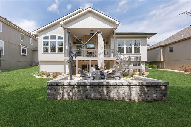 24847 W 98th Street, Lenexa, KS 66227