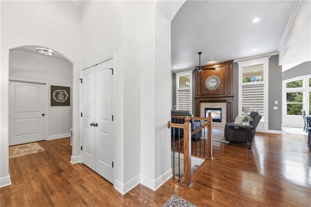 24847 W 98th Street, Lenexa, KS 66227