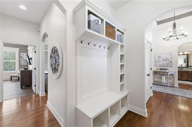 24847 W 98th Street, Lenexa, KS 66227