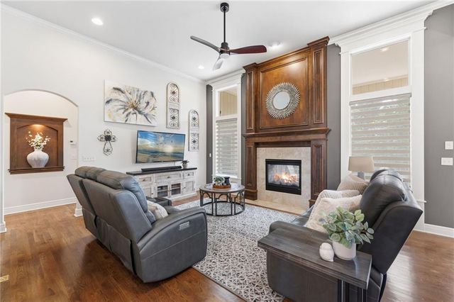 24847 W 98th Street, Lenexa, KS 66227