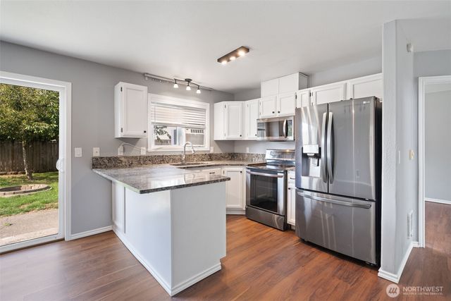 118 Adams Drive, Kelso, WA 98626