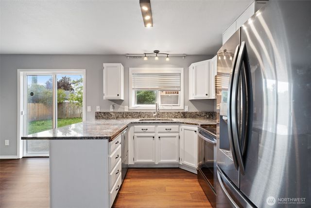 118 Adams Drive, Kelso, WA 98626