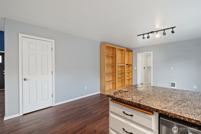 118 Adams Drive, Kelso, WA 98626