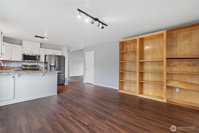 118 Adams Drive, Kelso, WA 98626