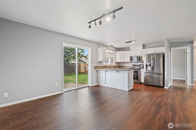 118 Adams Drive, Kelso, WA 98626