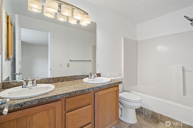 118 Adams Drive, Kelso, WA 98626