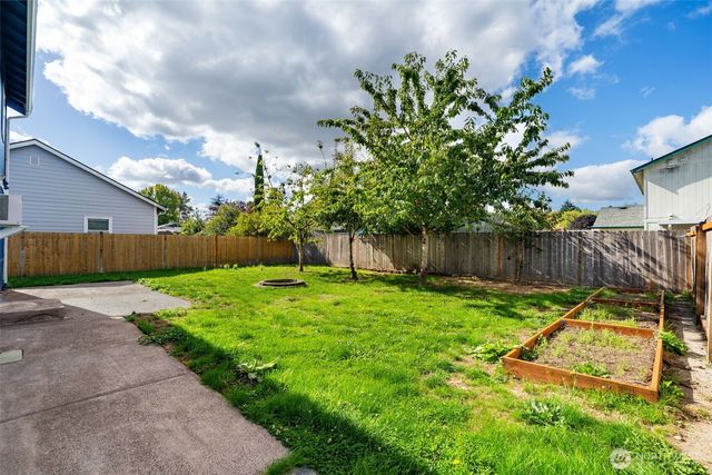 118 Adams Drive, Kelso, WA 98626