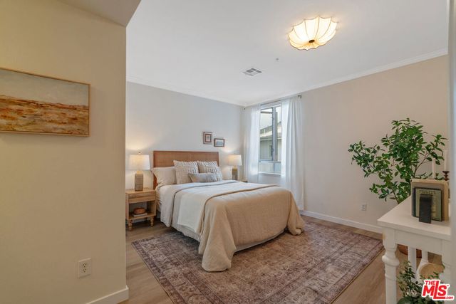 6400 Crescent Parkway 206, Playa Vista, CA 90094