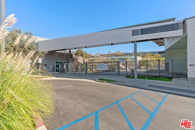 6400 Crescent Parkway 206, Playa Vista, CA 90094