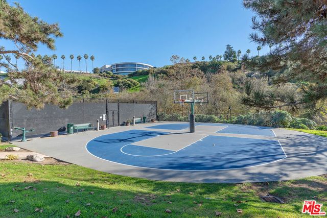 6400 Crescent Parkway 206, Playa Vista, CA 90094