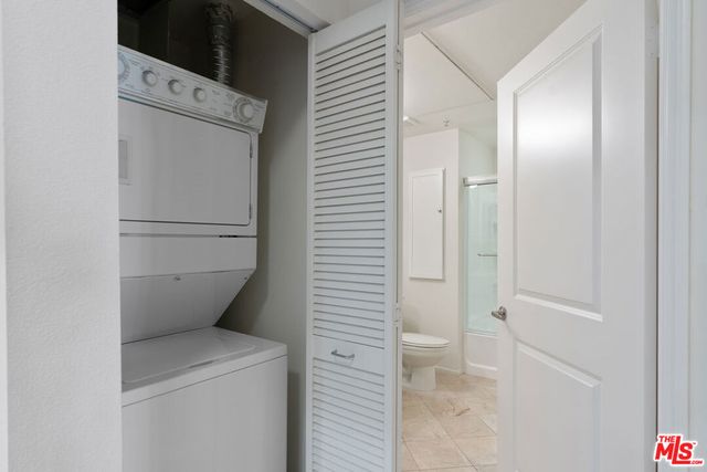 6400 Crescent Parkway 206, Playa Vista, CA 90094