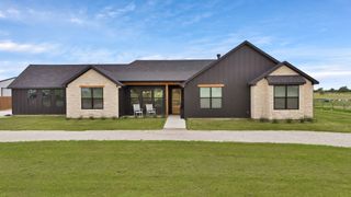 664 County Road 379, Decatur, TX 76234
