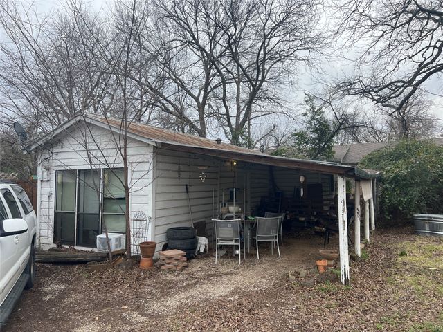 110 Peach Street, Denton, TX 76209