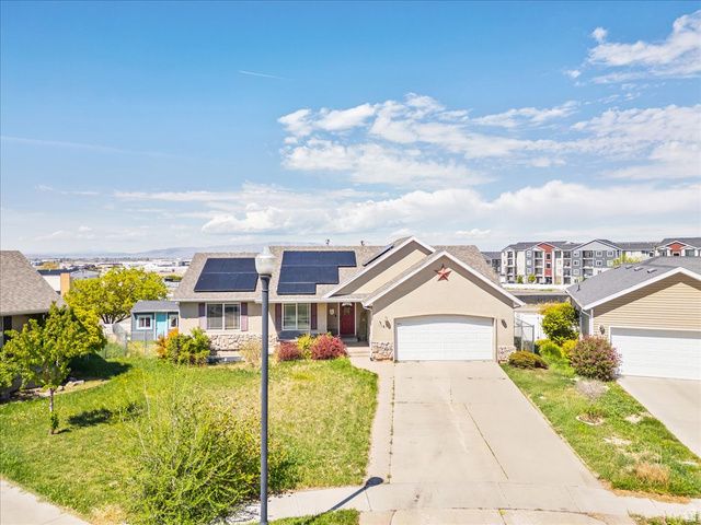 1167 N RIDGE DR, Spanish Fork, UT 84660