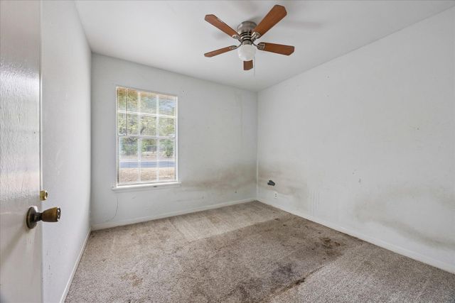 402 Bramble DR, Austin, TX 78745