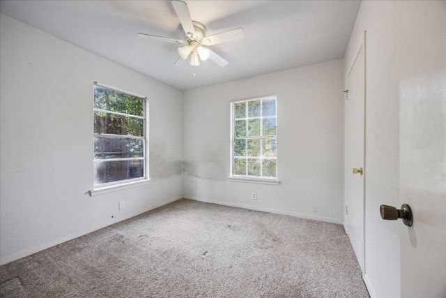 402 Bramble DR, Austin, TX 78745